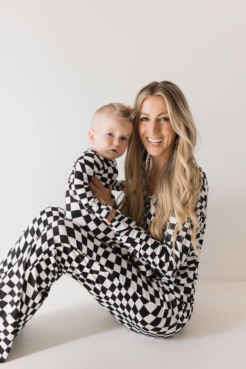 Bamboo Zip Pajamas | Black & White Wavy Checkerboard