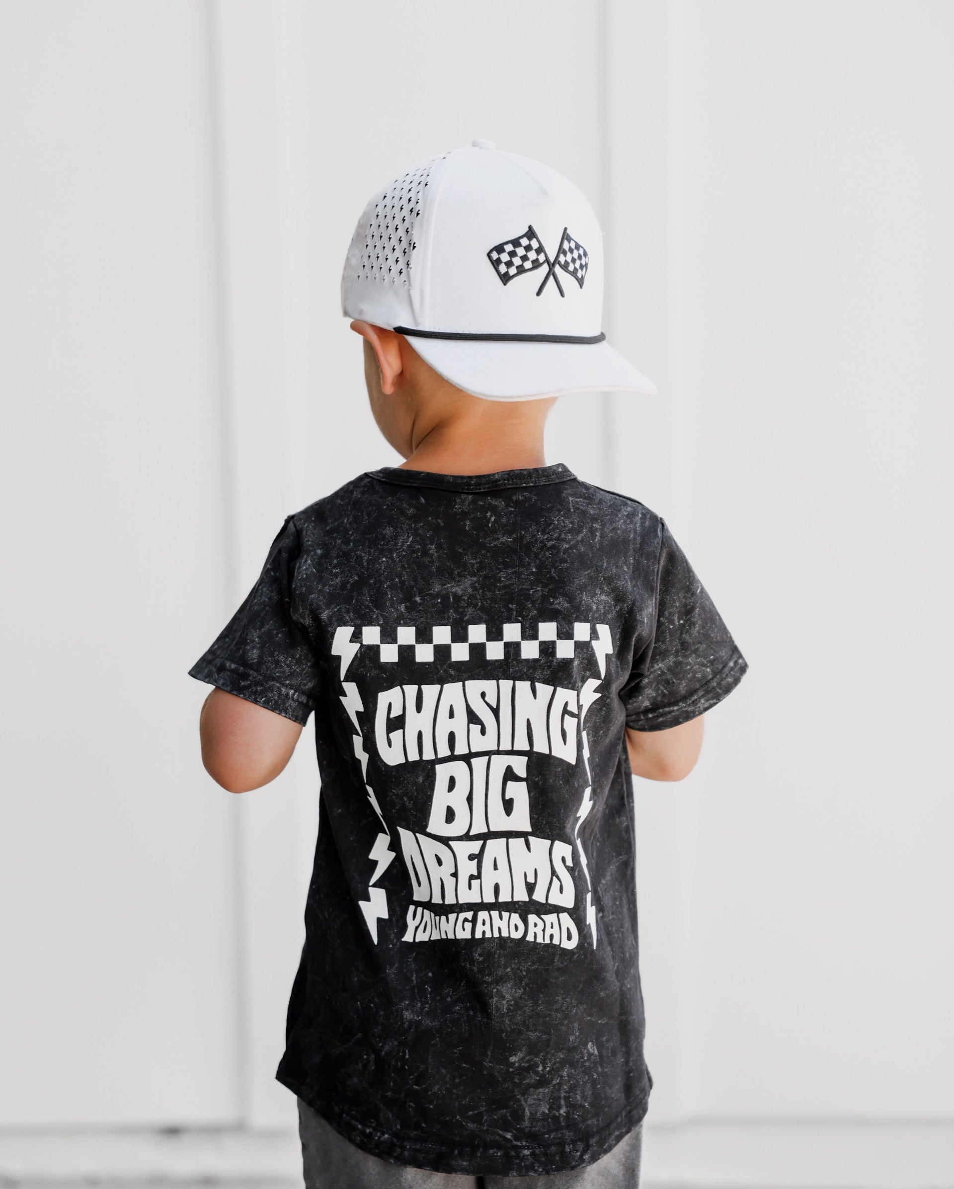 BIG DREAMS TEE