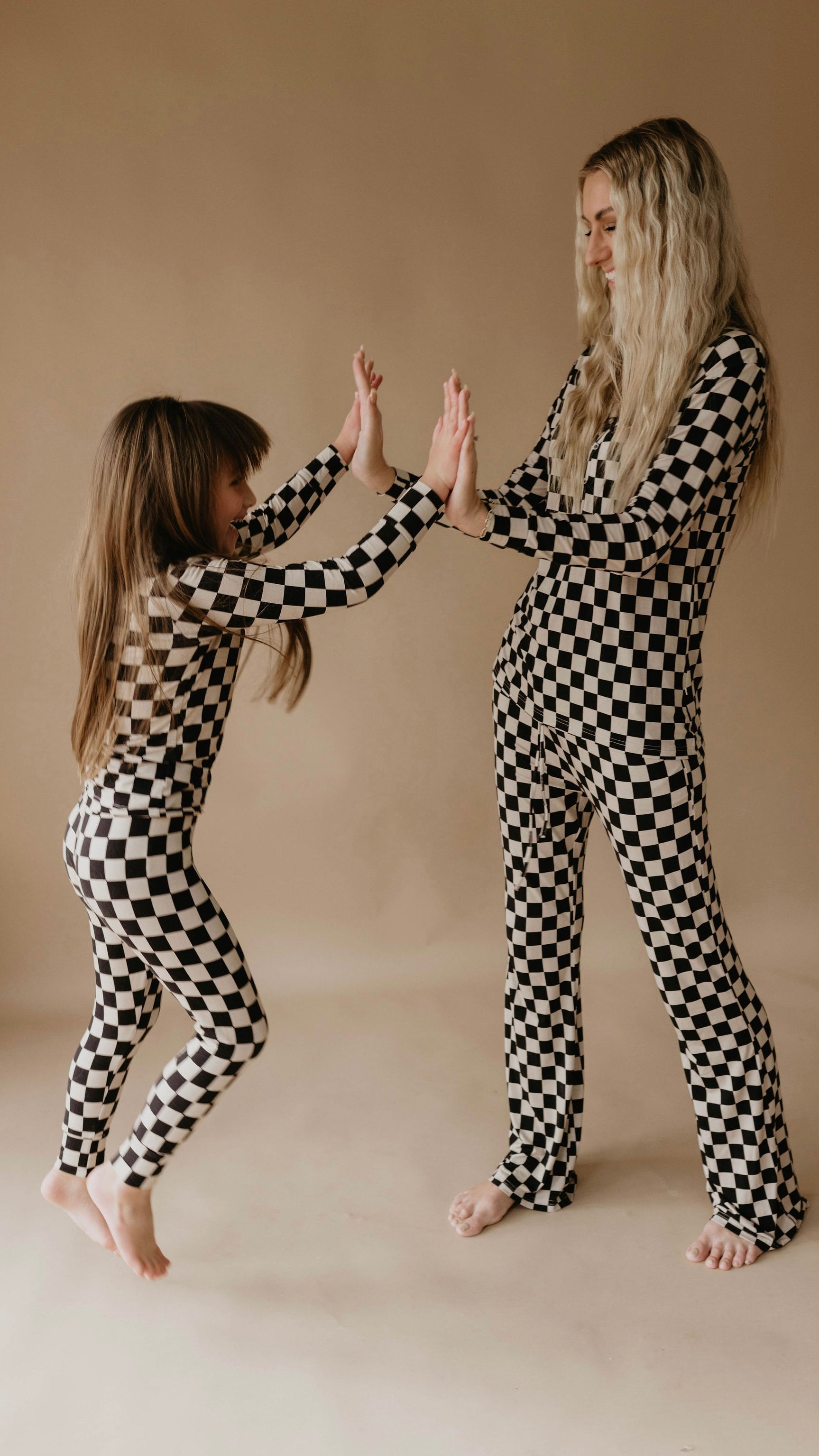 Women's Long Sleeve Bamboo Pajama | Black Checkerboard