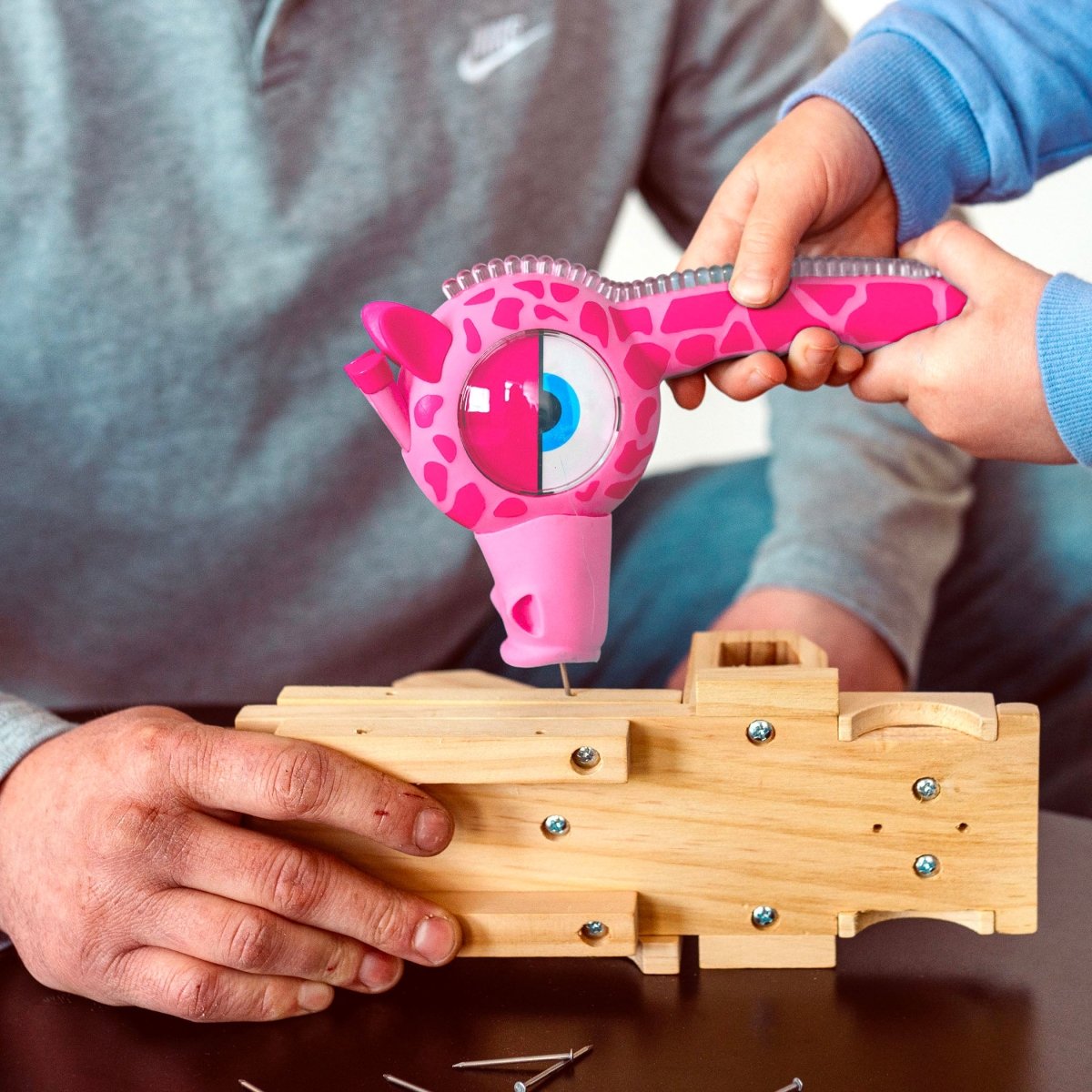 Kids Pink Giraffe Hammer | Wammy